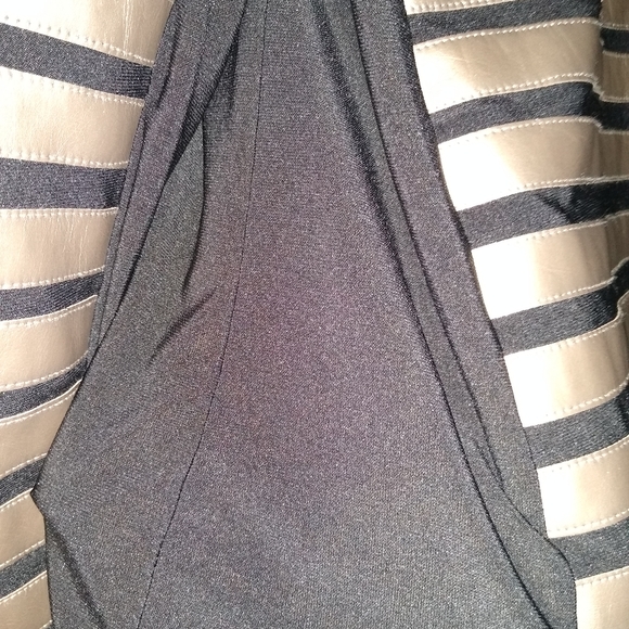 Women's jacket - Picture 4 of 5